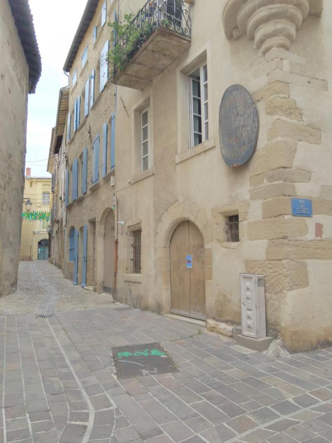 Romans-Sur-Isere, Maison De Rue En Centre Ancien Exterior foto
